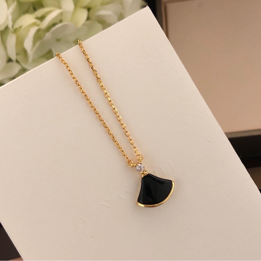 Bulgari Necklace White Mother-Of-Pearl Fan Necklace 180$